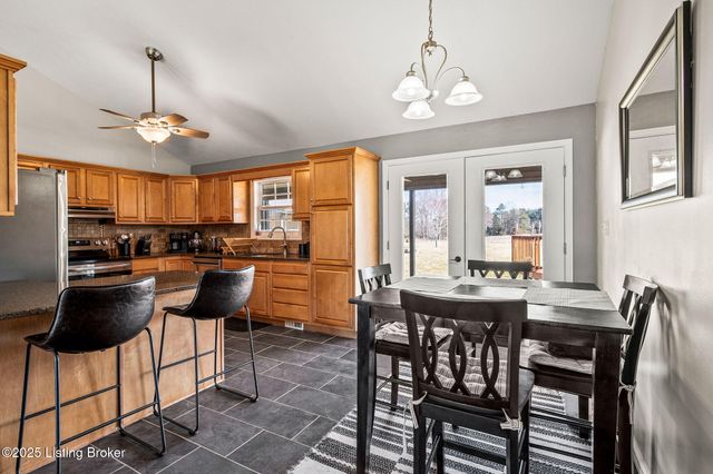 1143 S Moon Rd, Scottsburg, IN 47170