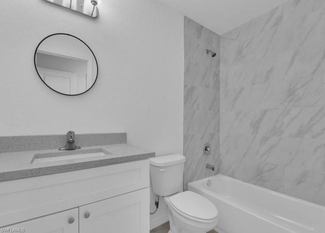 918 NE 12th ST, Cape Coral, FL 33909