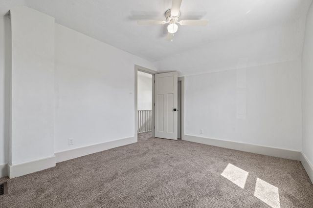 321 SW PLEASANT Street, Ankeny, IA 50023