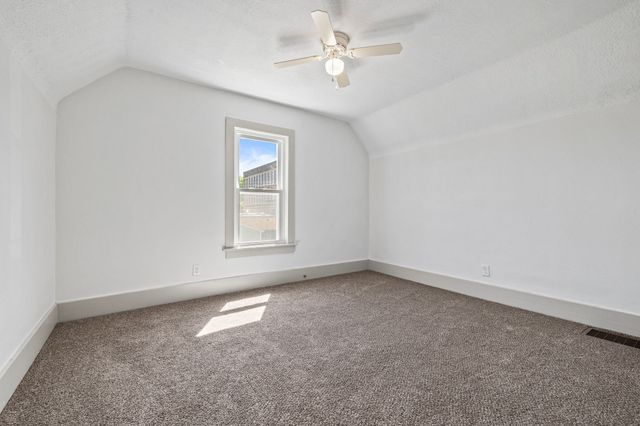 321 SW PLEASANT Street, Ankeny, IA 50023