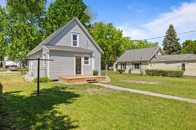 321 SW PLEASANT Street, Ankeny, IA 50023