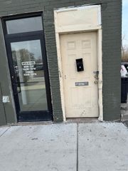 15811 W WARREN Avenue, Detroit, MI 48228