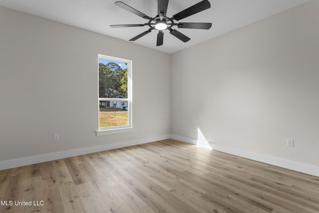 1796 Granhurst Drive, Gautier, MS 39553