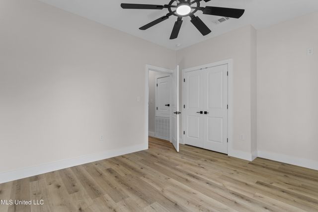 1796 Granhurst Drive, Gautier, MS 39553