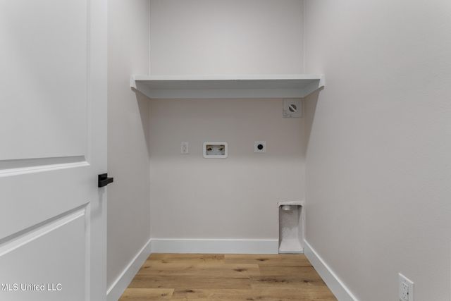 1796 Granhurst Drive, Gautier, MS 39553