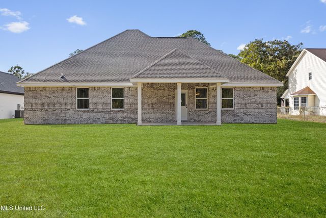1796 Granhurst Drive, Gautier, MS 39553