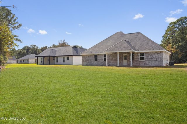 1796 Granhurst Drive, Gautier, MS 39553