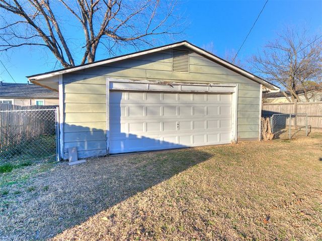 812 Dakota Street, Norman, OK 73069