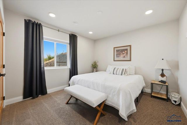 2285 MCGUIGAN RD, Spearfish, SD 57783