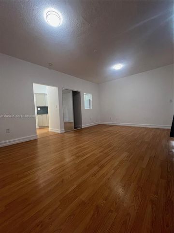 820 Euclid Ave 303, Miami Beach, FL 33139