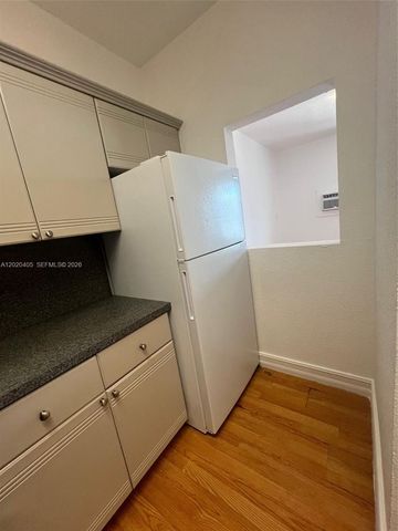 820 Euclid Ave 303, Miami Beach, FL 33139