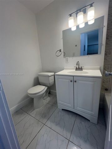820 Euclid Ave 303, Miami Beach, FL 33139