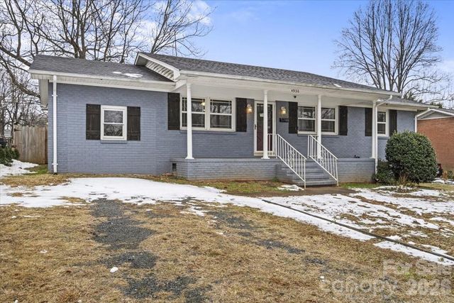 4930 Crestmont Drive, Charlotte, NC 28205