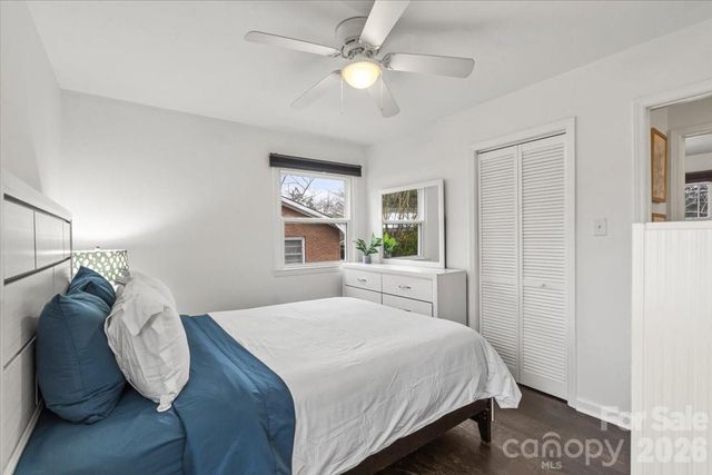 4930 Crestmont Drive, Charlotte, NC 28205