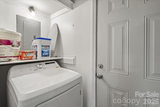 4930 Crestmont Drive, Charlotte, NC 28205