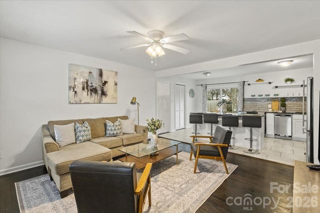 4930 Crestmont Drive, Charlotte, NC 28205