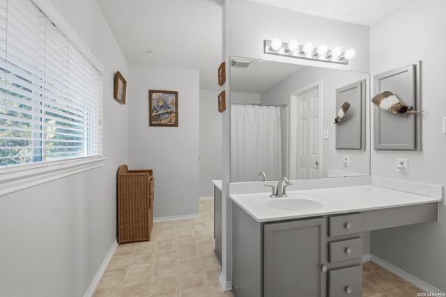 9639 TURQUOISE CRK, San Antonio, TX 78254