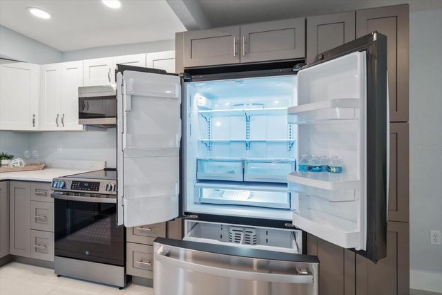 1 WINDRUSH BOULEVARD 45, Indian Rocks Beach, FL 33785