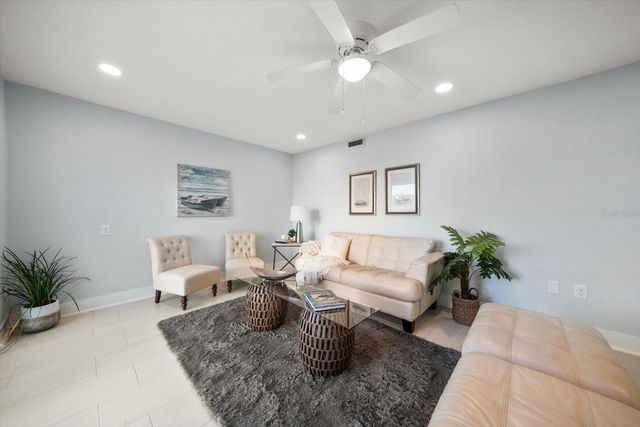 1 WINDRUSH BOULEVARD 45, Indian Rocks Beach, FL 33785