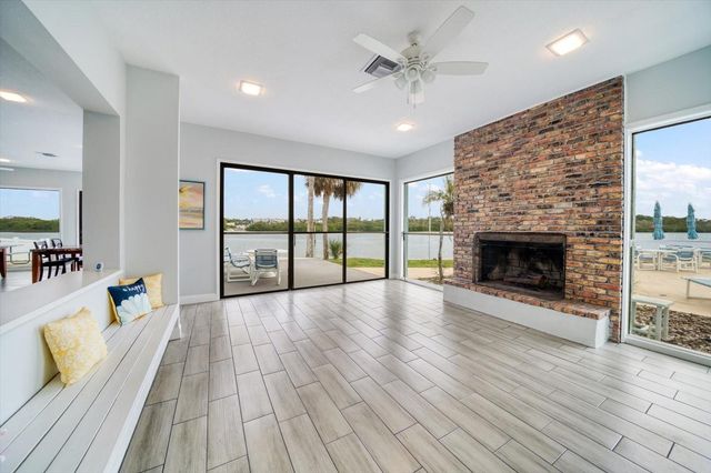 1 WINDRUSH BOULEVARD 45, Indian Rocks Beach, FL 33785