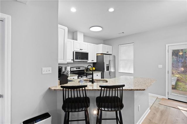 52 Hampton Drive, Cartersville, GA 30121