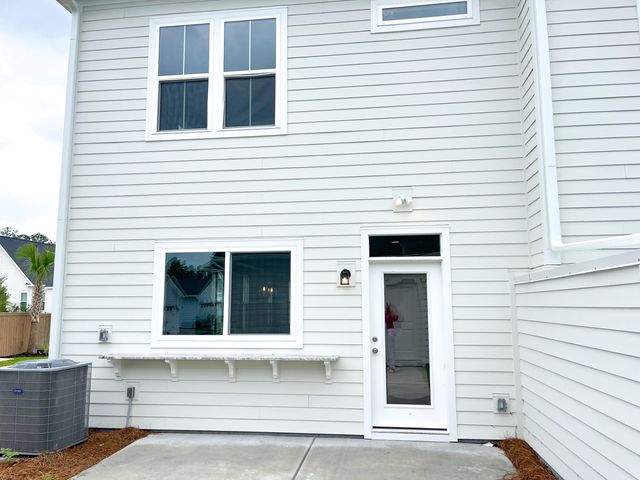 432 Swaying Pine Lane, Summerville, SC 29486