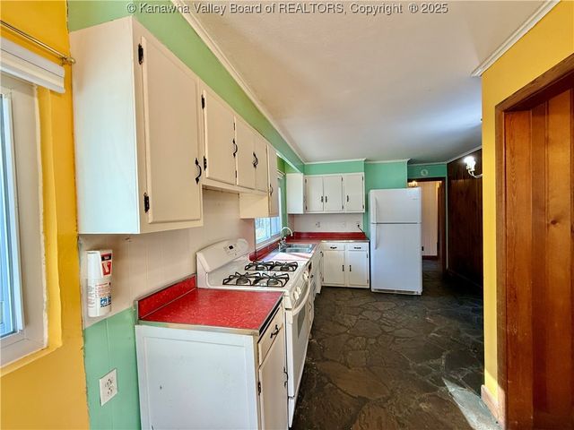 1705 Tanner Road, Charleston, WV 25314