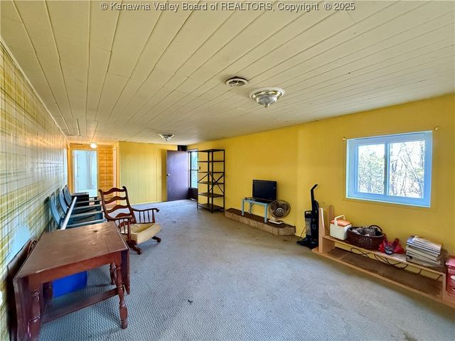 1705 Tanner Road, Charleston, WV 25314