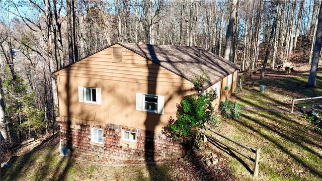 1705 Tanner Road, Charleston, WV 25314