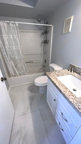 815 W Boynton Beach Boulevard 11-107, Boynton Beach, FL 33426