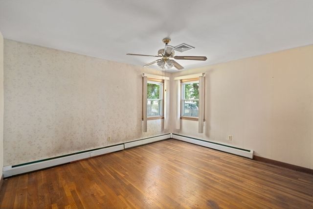 257 Morgan Ave, Johnston, RI 02919