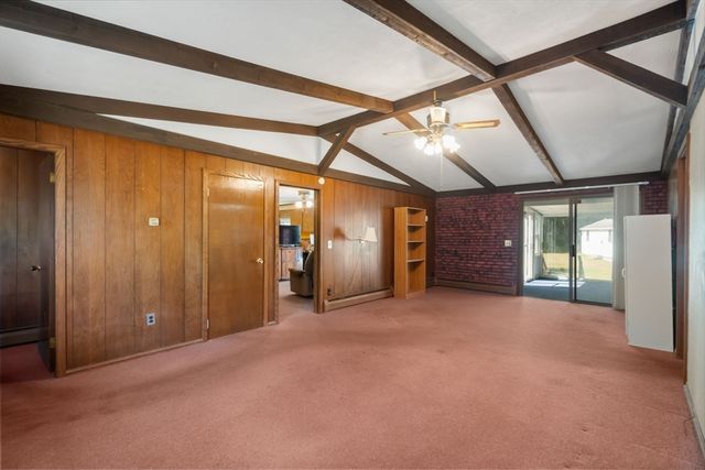 257 Morgan Ave, Johnston, RI 02919