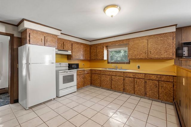 257 Morgan Ave, Johnston, RI 02919
