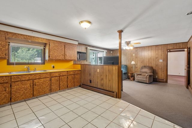 257 Morgan Ave, Johnston, RI 02919