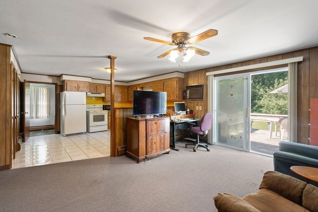 257 Morgan Ave, Johnston, RI 02919