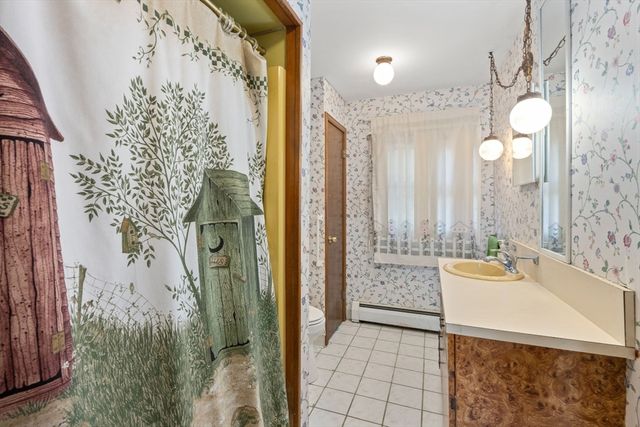257 Morgan Ave, Johnston, RI 02919