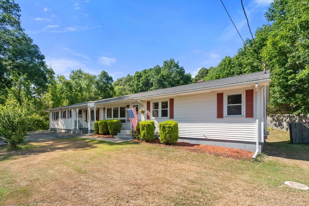 257 Morgan Ave, Johnston, RI 02919