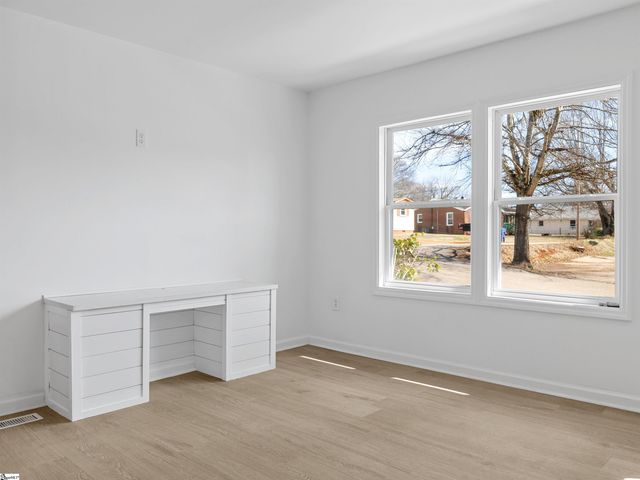 107 Cottage Street, Lyman, SC 29365