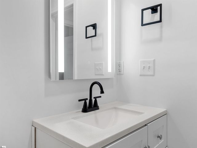 107 Cottage Street, Lyman, SC 29365