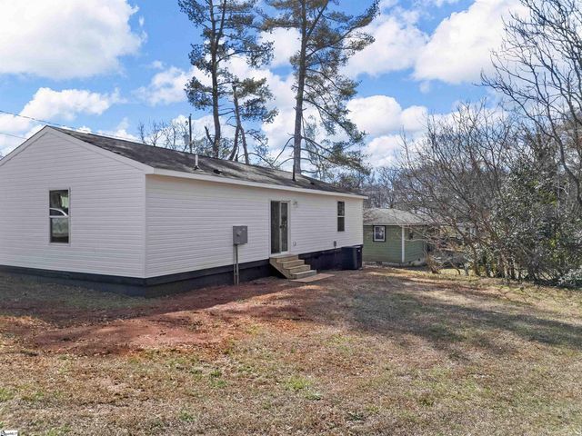 107 Cottage Street, Lyman, SC 29365
