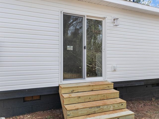 107 Cottage Street, Lyman, SC 29365