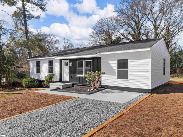 107 Cottage Street, Lyman, SC 29365