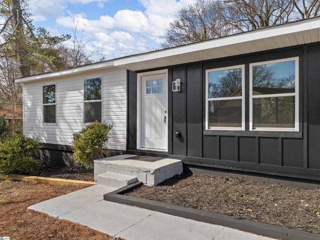 107 Cottage Street, Lyman, SC 29365