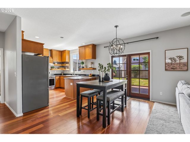 821 Se 11TH St, Battle Ground, WA 98604