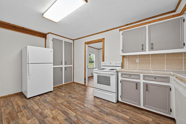 450 Dove Creek Dr, Coldspring, TX 77331