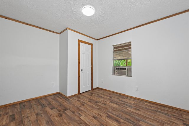 450 Dove Creek Dr, Coldspring, TX 77331