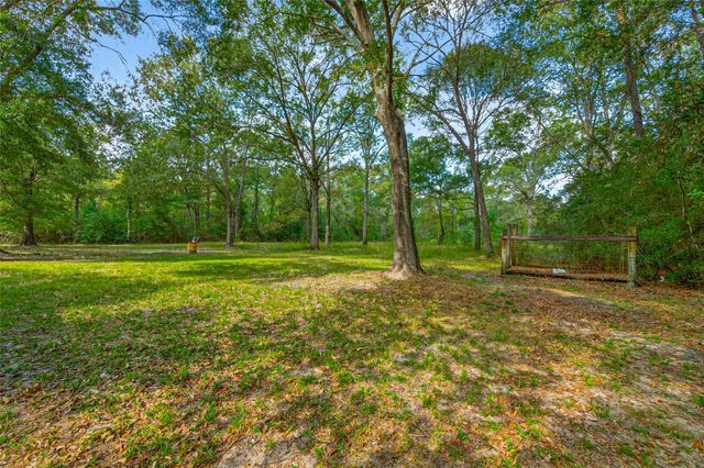 450 Dove Creek Dr, Coldspring, TX 77331