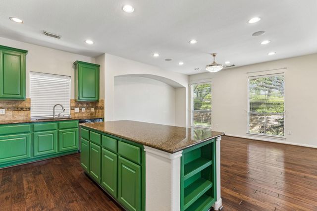 11400 W Parmer LN 14, Cedar Park, TX 78613