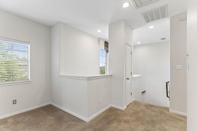 11400 W Parmer LN 14, Cedar Park, TX 78613