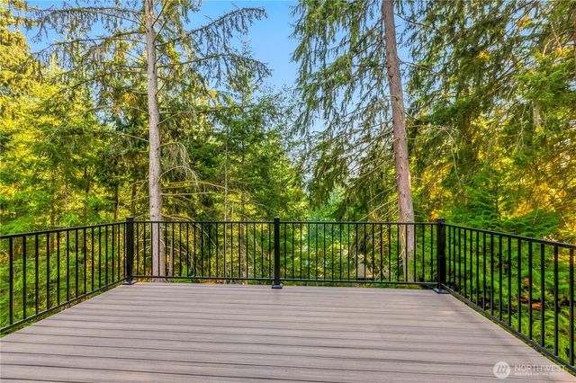 20 Sweetclover Circle, Bellingham, WA 98229
